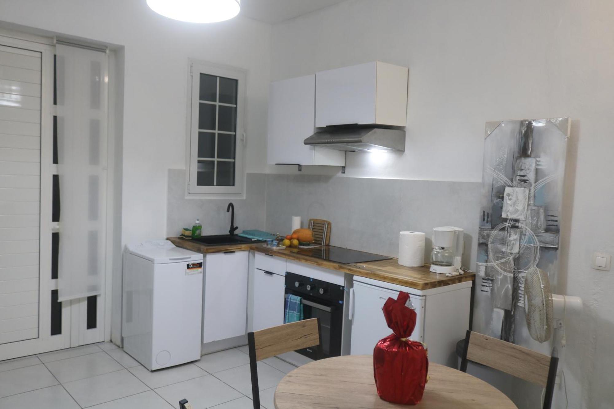 Le Moringa Apartment Baie-Mahault Bagian luar foto